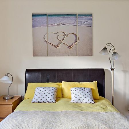 Cosy 2-Bdr Apartment & 15 Minutes To Edinburgh By Train & Free Parking Prestonpans Exterior photo